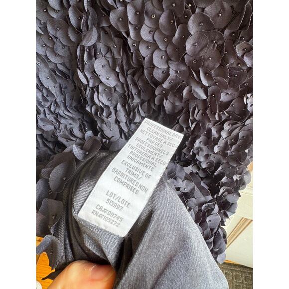 THEIA Navy Blue Beaded Petal Appliqué Dress Size 4 EUC $695 MSRP - Picture 12 of 15